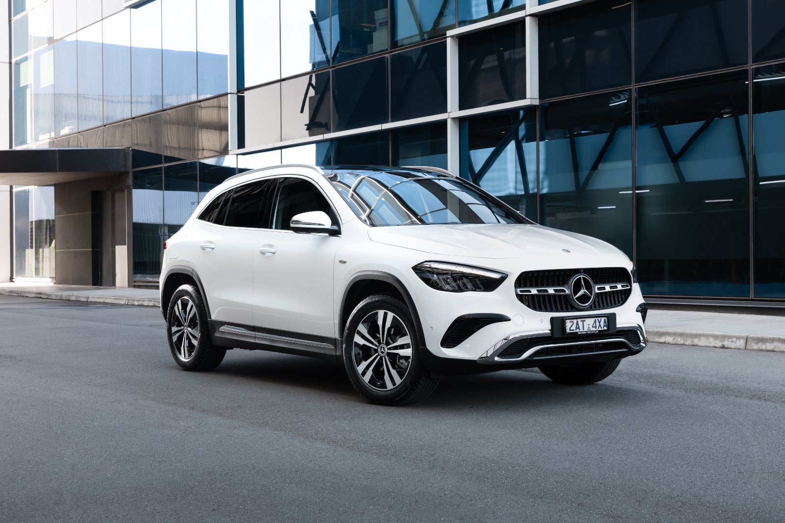 2026 Mercedes-Benz GLA H247 facelift