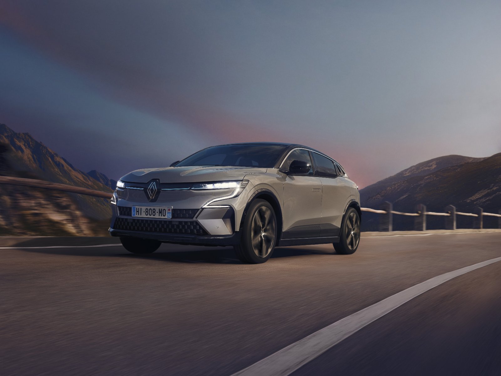 2026 Renault Koleos medium SUV in run-out form