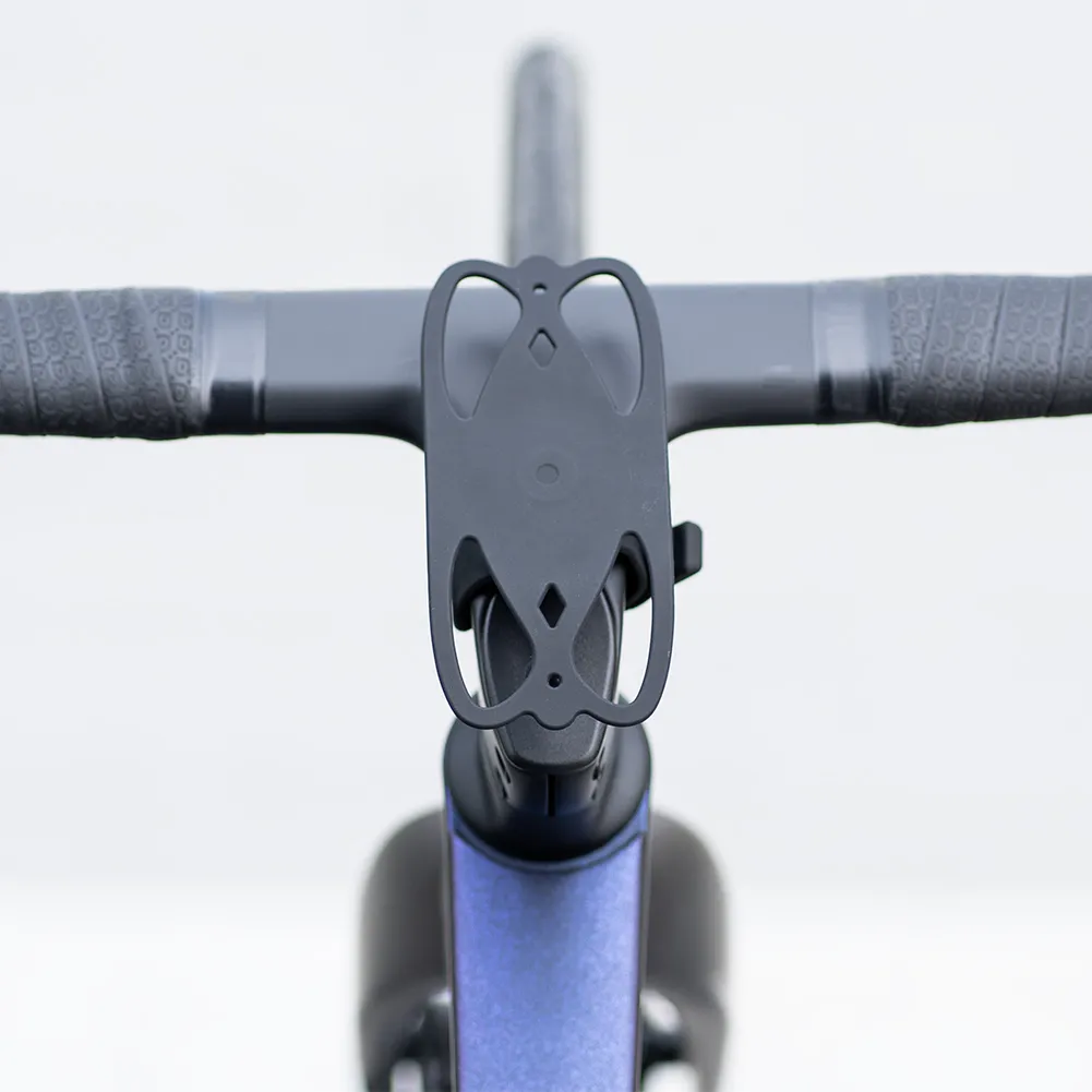 GUB P9 strapped to a road bike stem